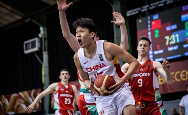 衡牛所 中国男篮最新消息！曝杨瀚森有望出战男篮亚洲杯，迫于篮协压力？