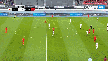 泸深配 有点离谱...朱辰杰不看人传球，没看到巴顿前插直接失误出边线