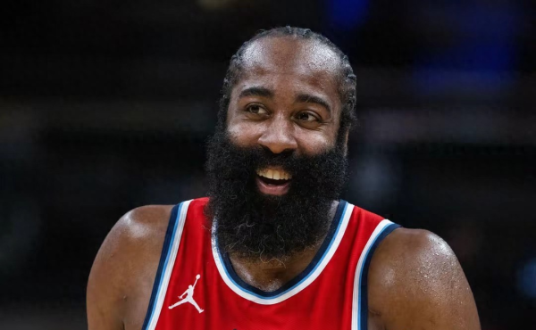 股壹佰 哈登爆发! 快船133-127险胜独行侠, 祖巴茨27+11+2, 博格丹21+3+4